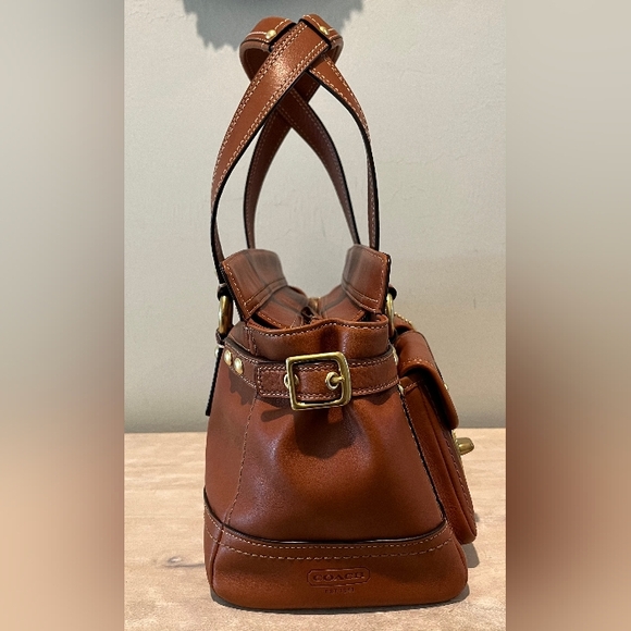 Rare, Ltd. Edition Coach Legacy Gardenia British Tan Leather Satchel Like New - Picture 4 of 16